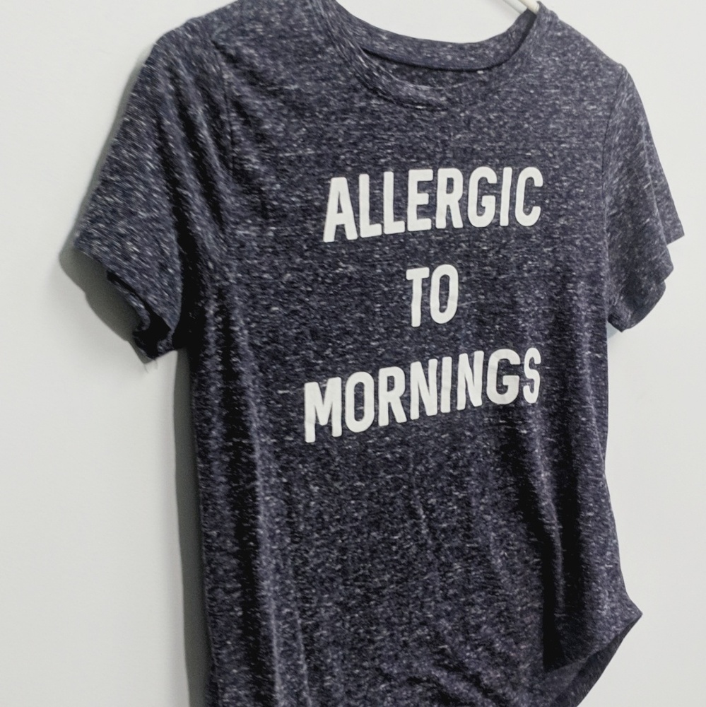 Modern Lux "Allergic to Mondays" T-Shirt SM - Picture 3 of 4